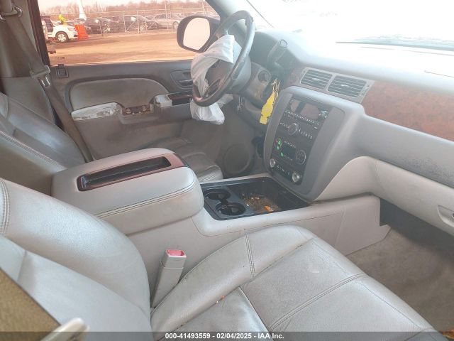 1GKS2KE74ER213562 GMC Yukon Xl 1500 Slt
