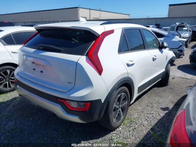 KNDCR3LE1P5080210 KIA NIRO EX