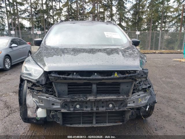 1FMCU9G97HUE97915 Ford ESCAPE SE