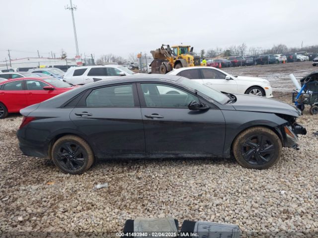 5NPLM4AG8MH003936 Hyundai ELANTRA SEL
