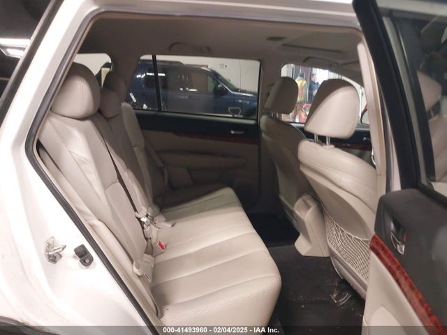 Продажа на аукционе авто 2011 Subaru Outback 2.5i Limited, vin: 4S4BRBKC2B3377623, номер лота: 41493960