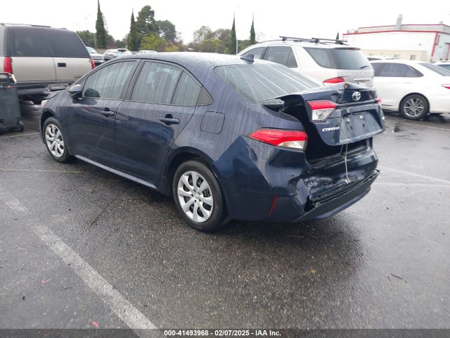Toyota COROLLA LE 2022 5YFEPMAE8NP324443 Image 3