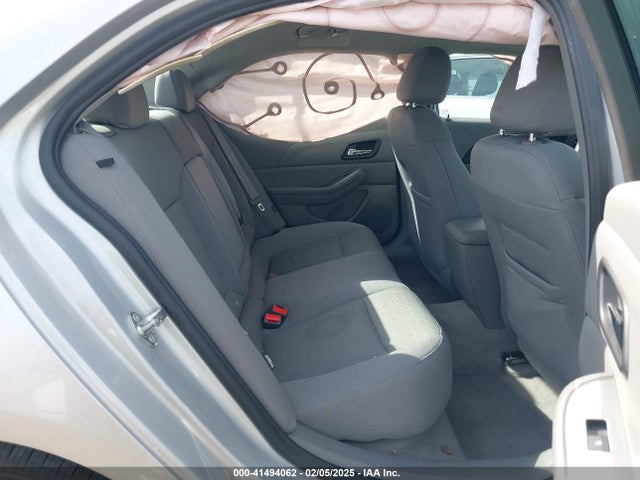 1G11B5SA9GF119229 Chevrolet Malibu Limited Ls