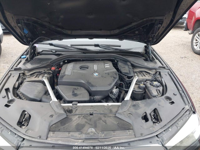 WBAJA5C52KWW06869 BMW 530I