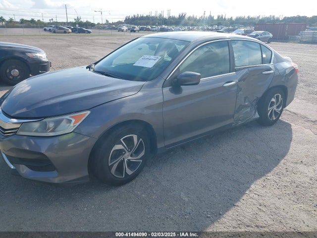 Honda ACCORD LX 2017 1HGCR2F30HA208211 Image 2