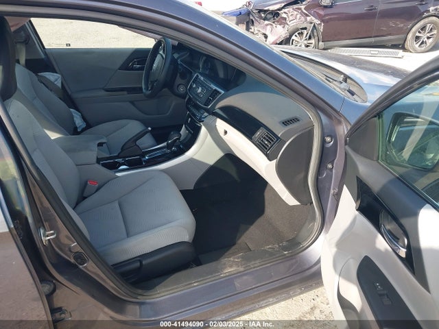 Honda ACCORD LX 2017 1HGCR2F30HA208211 Image 5