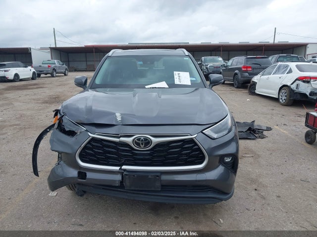 5TDGZRAH3NS113166 Toyota Highlander Xle