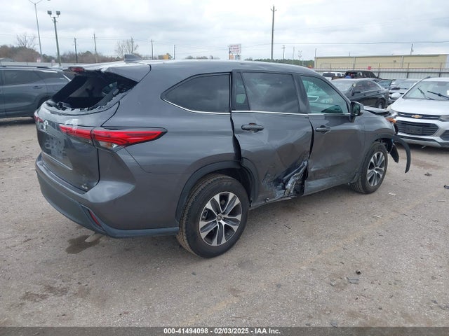 5TDGZRAH3NS113166 Toyota Highlander Xle