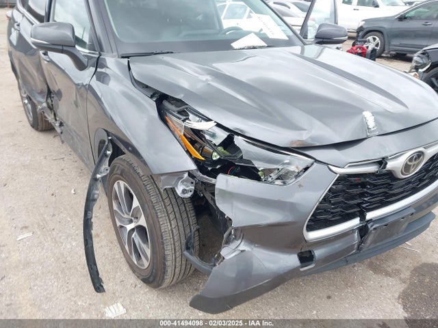 5TDGZRAH3NS113166 Toyota Highlander Xle