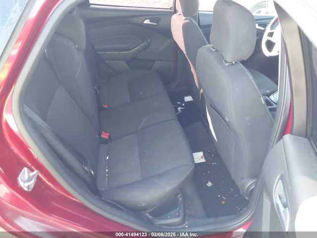 Ford FOCUS SE 2016 1FADP3K26GL395877 Image 8