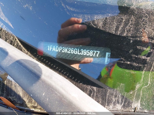 Ford FOCUS SE 2016 1FADP3K26GL395877 Image 9