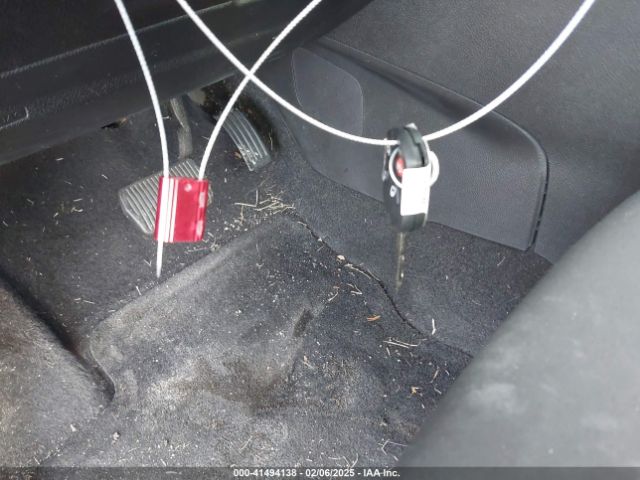 1FADP3F25HL275385 Ford FOCUS SE