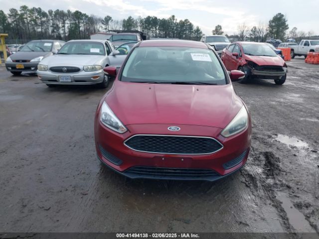 1FADP3F25HL275385 Ford FOCUS SE