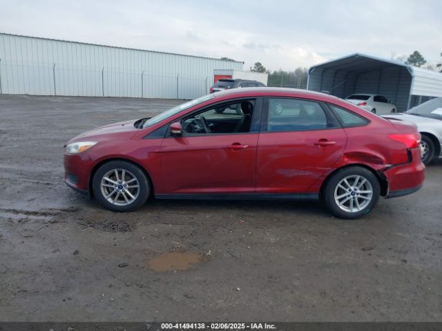 1FADP3F25HL275385 Ford FOCUS SE