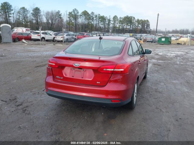 1FADP3F25HL275385 Ford FOCUS SE