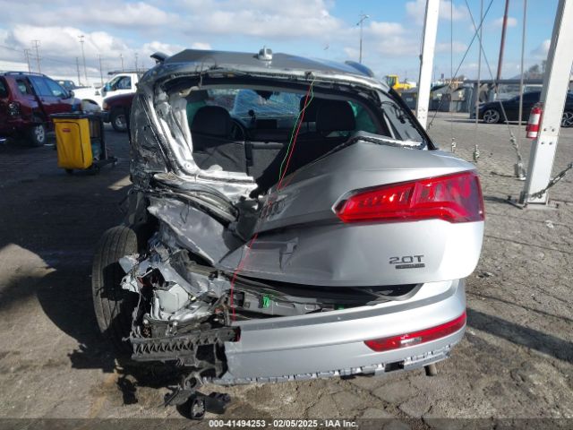 WA1ANAFY7J2027138 Audi Q5 2.0t Premium/2.0t Tech Premium