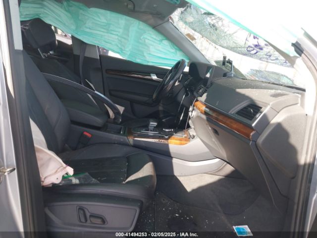 WA1ANAFY7J2027138 Audi Q5 2.0t Premium/2.0t Tech Premium