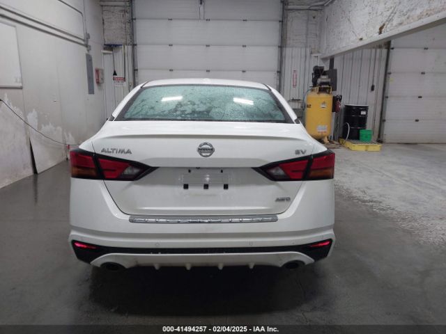 1N4BL4DWXNN343338 Nissan Altima Sv Intelligent Awd