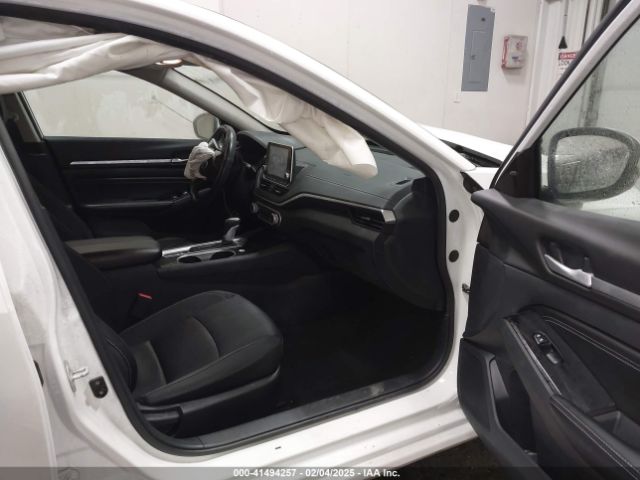 1N4BL4DWXNN343338 Nissan Altima Sv Intelligent Awd