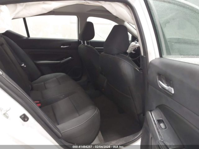 1N4BL4DWXNN343338 Nissan Altima Sv Intelligent Awd