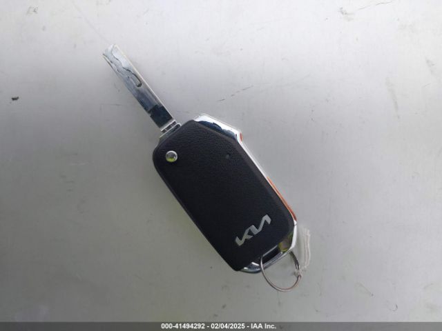 3KPF24AD5PE646813 KIA Forte Lxs