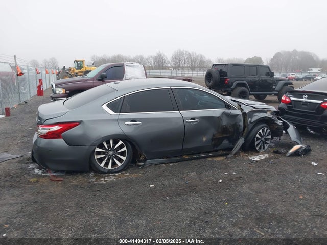 Nissan Altima 2.5 Sv 2017 1N4AL3AP5HC162697 Image 13