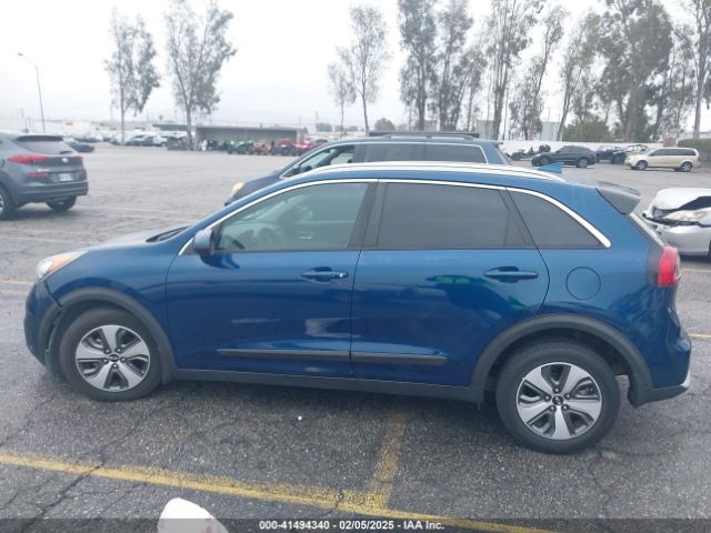 KNDCB3LC7H5101338 KIA NIRO LX