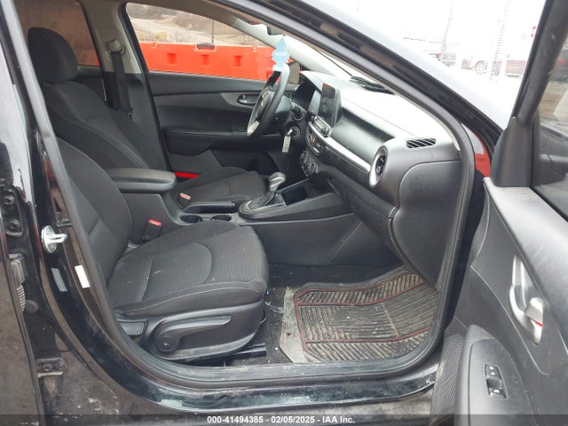 3KPF24AD4ME297915 KIA Forte Lxs