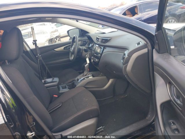 JN1BJ1CR3KW628773 Nissan Rogue Sport S