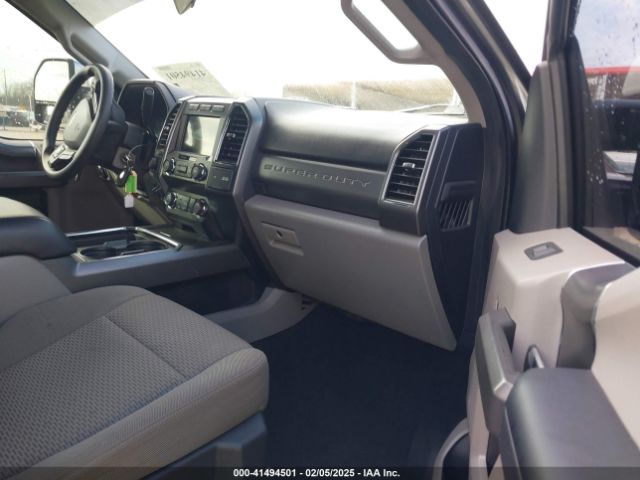 1FT7W2BT2KED07126 Ford F-250 Xlt