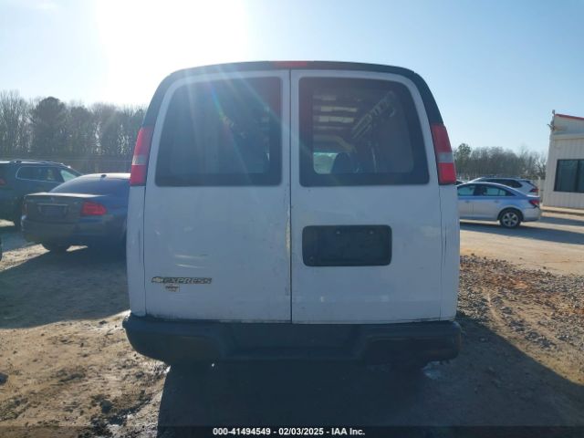 1GCWGBFF0H1109366 Chevrolet Express 2500 Work Van