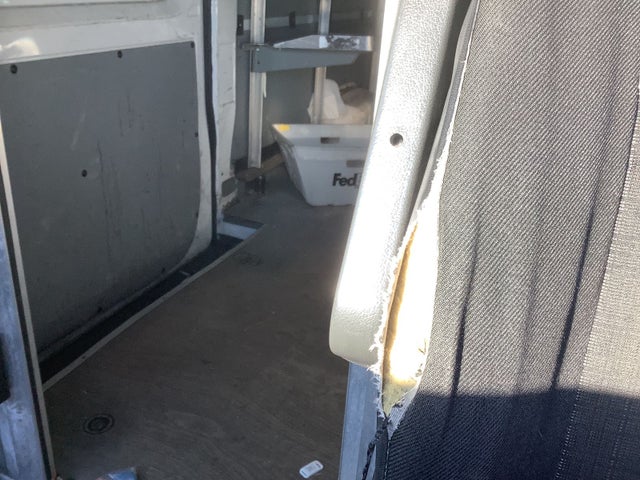 WD3PE8DE6E5825517 Mercedes-Benz Sprinter 2500 High Roof