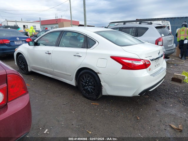 Nissan Altima 2.5 S 2017 1N4AL3AP9HC272703 Image 14