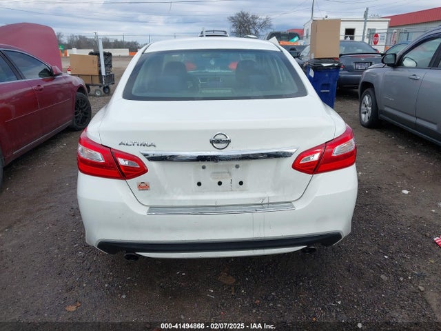 Nissan Altima 2.5 S 2017 1N4AL3AP9HC272703 Image 16
