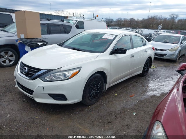 Nissan Altima 2.5 S 2017 1N4AL3AP9HC272703 Image 2