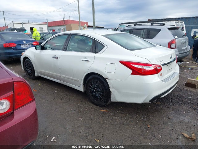 Nissan Altima 2.5 S 2017 1N4AL3AP9HC272703 Image 3