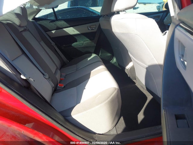 Toyota COROLLA LE 2018 5YFBURHE3JP748153 Image 8