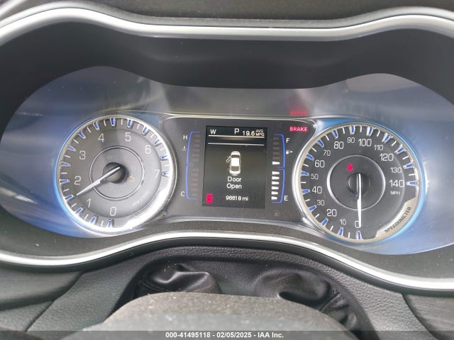 Chrysler 200 Limited 2015 1C3CCCAB0FN760693 Image 7