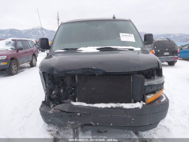 1GCWGAFP1J1267630 Chevrolet Express 2500 Work Van