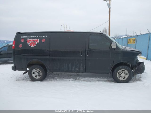 1GCWGAFP1J1267630 Chevrolet Express 2500 Work Van