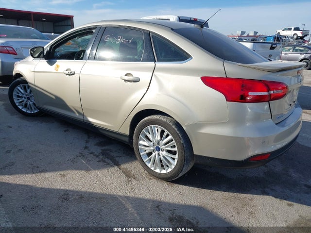1FADP3J29JL244363 Ford Focus Titanium