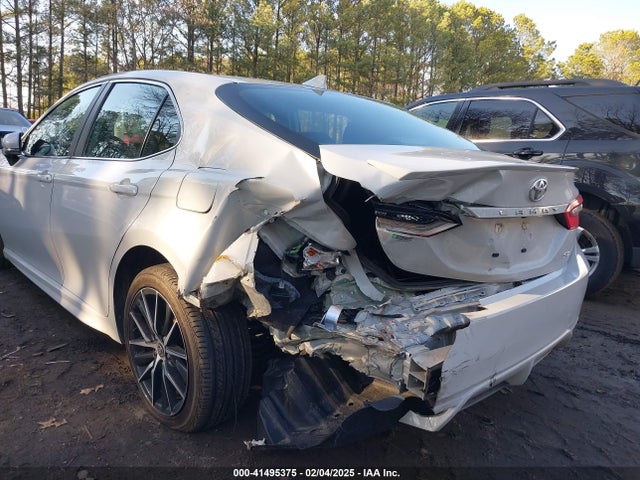 4T1G11AK9NU069671 Toyota CAMRY SE