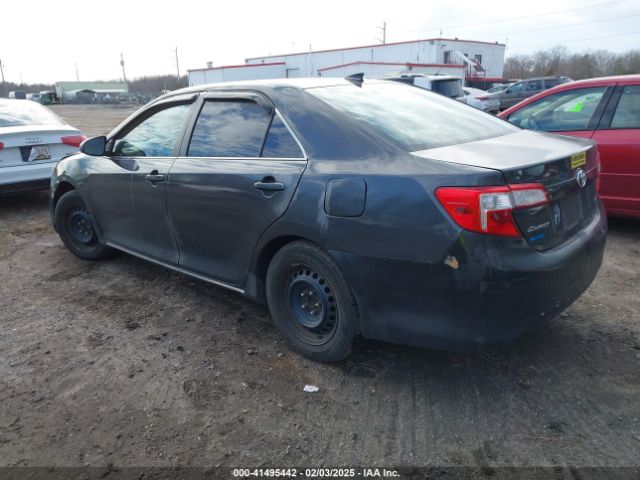 4T1BD1FK3EU099114 Toyota Camry Hybrid Le