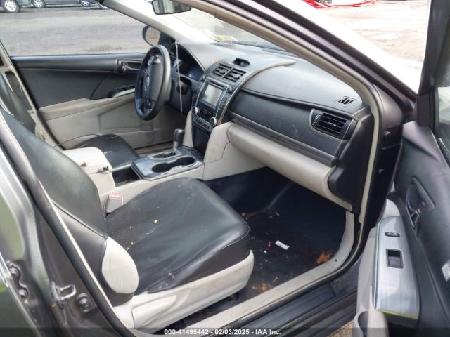 4T1BD1FK3EU099114 Toyota Camry Hybrid Le