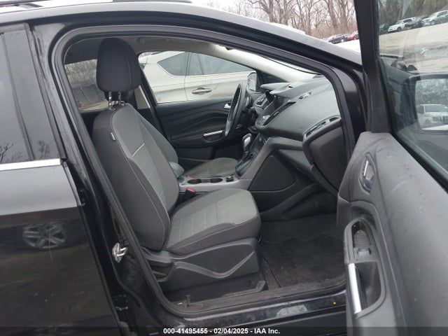 1FMCU0GX6EUC05371 Ford ESCAPE SE