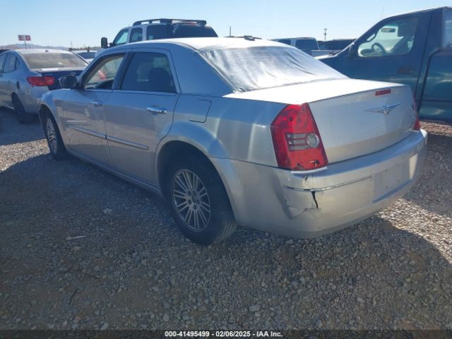 2010 CHRYSLER 300 2C3CA1CV2AH258688 Photo 2