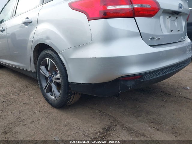 Ford FOCUS SE 2017 1FADP3FE3HL270504 Image 14