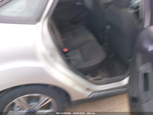 Ford FOCUS SE 2017 1FADP3FE3HL270504 Image 8