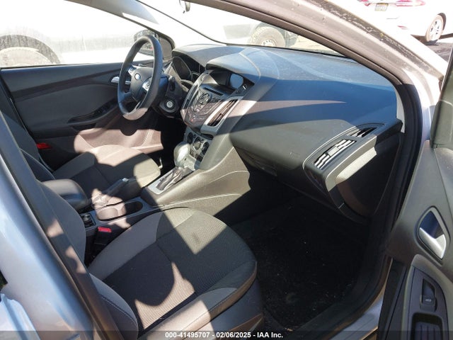 Ford FOCUS SE 2014 1FADP3F2XEL421467 Image 5