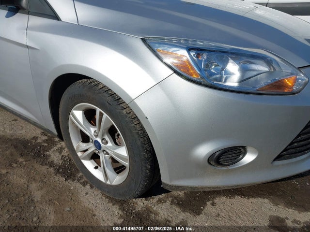 Ford FOCUS SE 2014 1FADP3F2XEL421467 Image 6